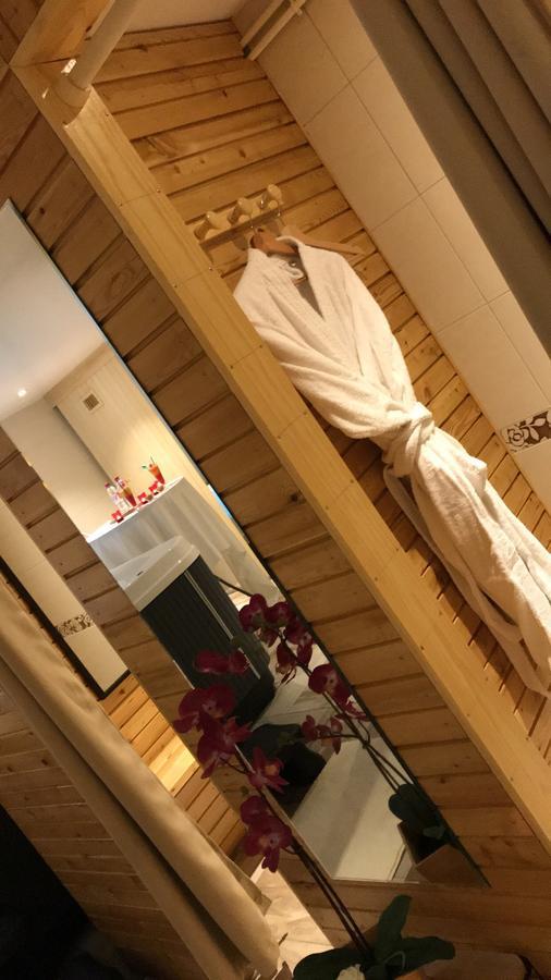 Le Grand Hotel Maubeuge Eksteriør billede